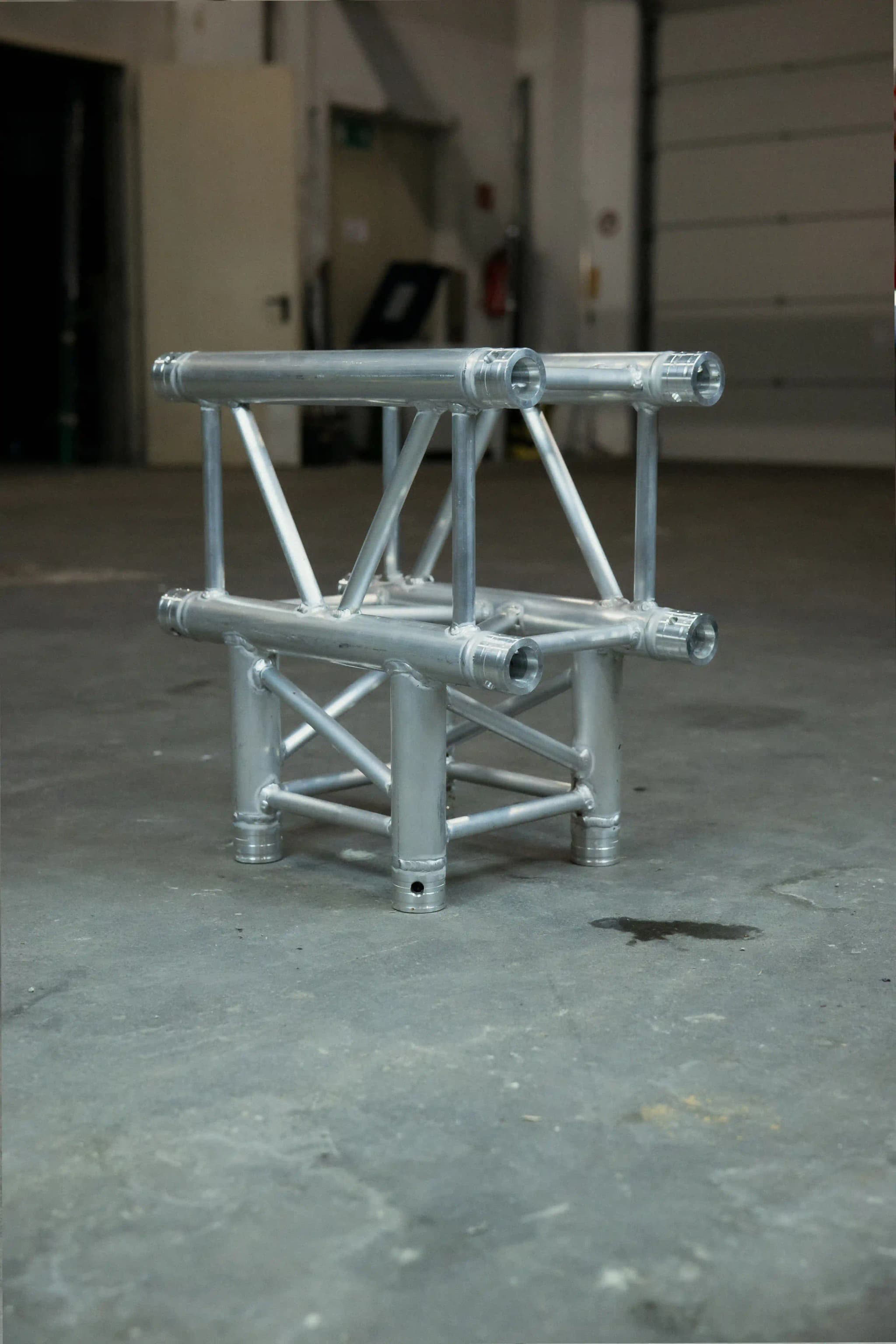 Milos Milos Pro-30 Square T-Cross 3-way